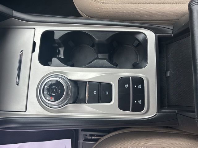 Used 2023 Ford Explorer XLT RWD image 17