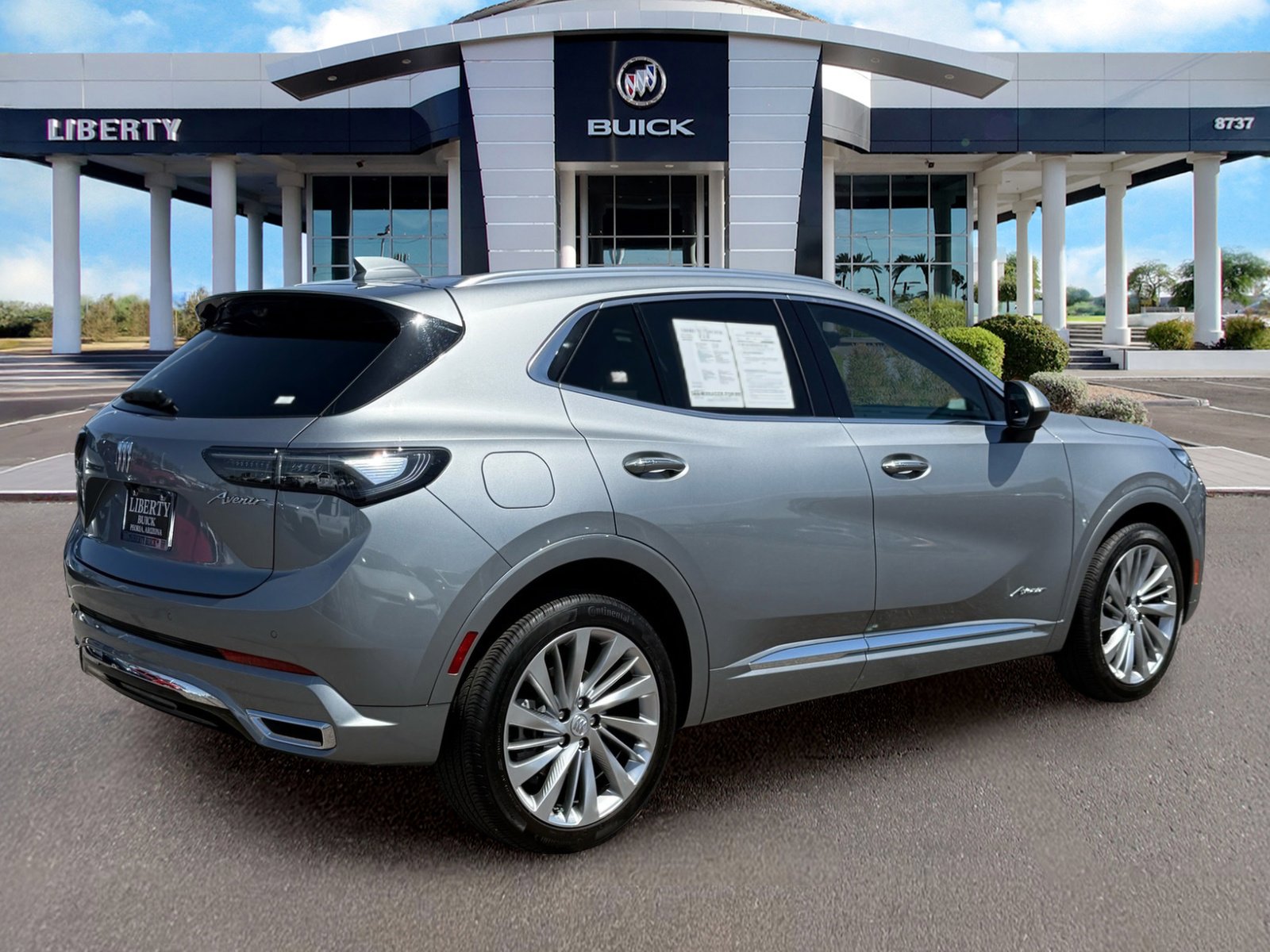 Used 2024 Buick Envision Avenir AWD/4WD image 3