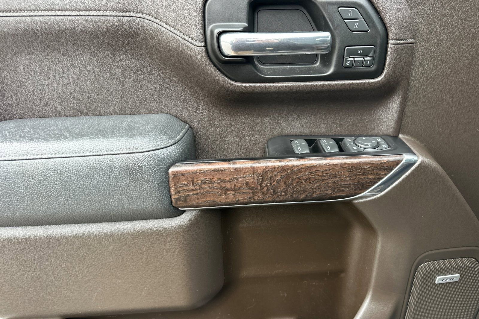 Used 2019 GMC Sierra 1500 Denali w/ Denali Ultimate Package AWD/4WD image 10