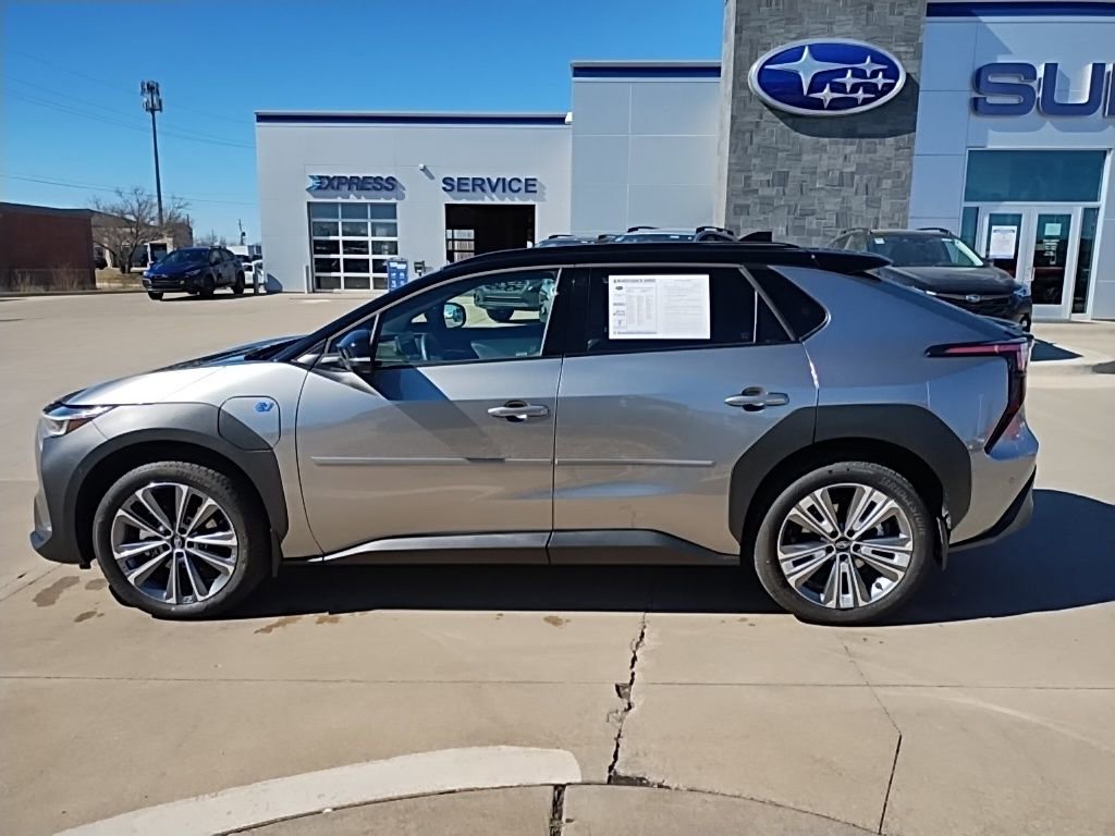 Used 2023 Subaru Solterra Touring image 10