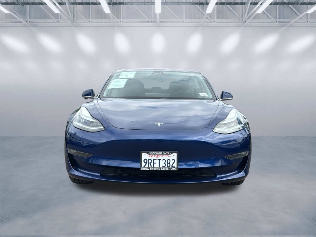 Used 2017 Tesla Model 3 Long Range RWD image 2