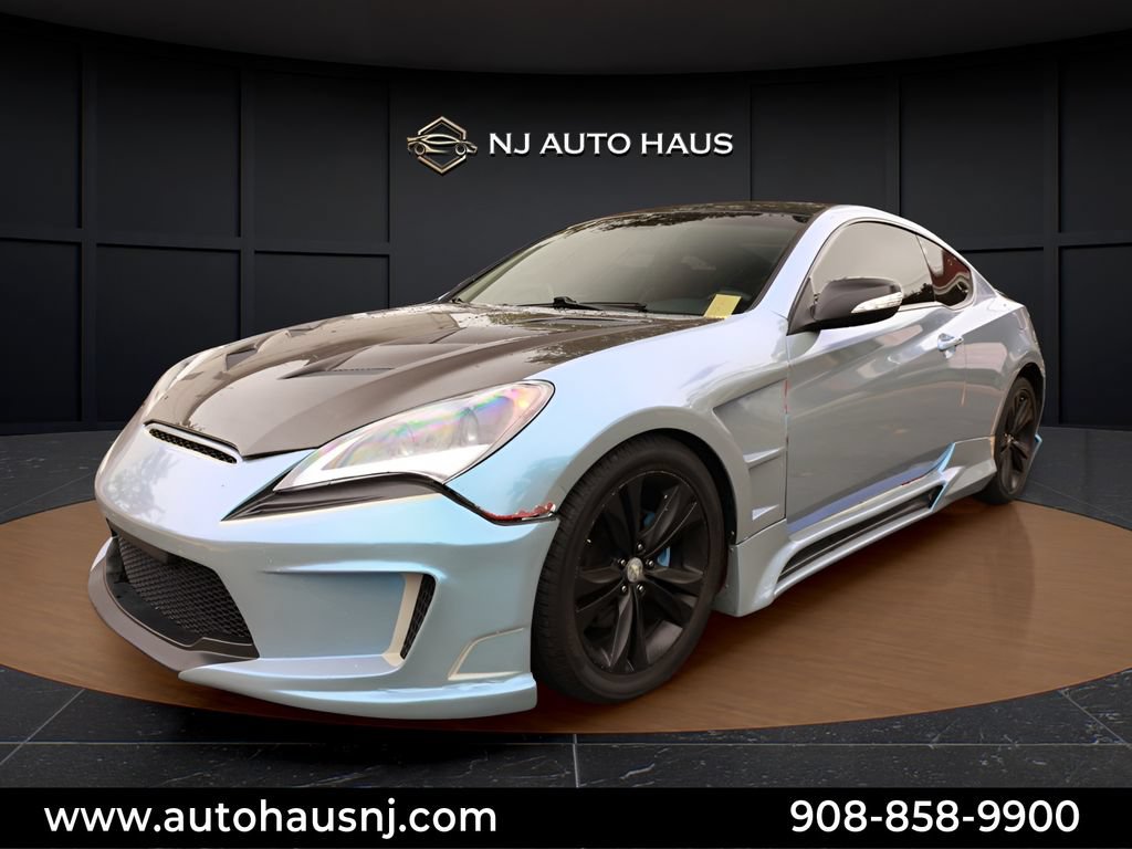 Used 2011 Hyundai Genesis 3.8 RWD image 4