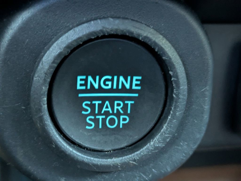 Used 2022 Ford Maverick Lariat w/ Lariat Luxury Package image 28