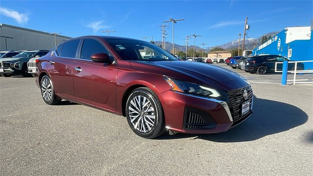 Used 2023 Nissan Altima 2.5 SV image 31