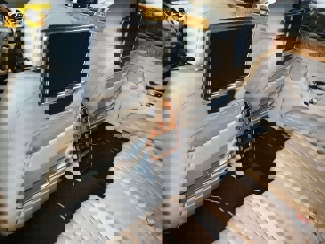 Used 2015 Bentley Flying Spur V8 image 36