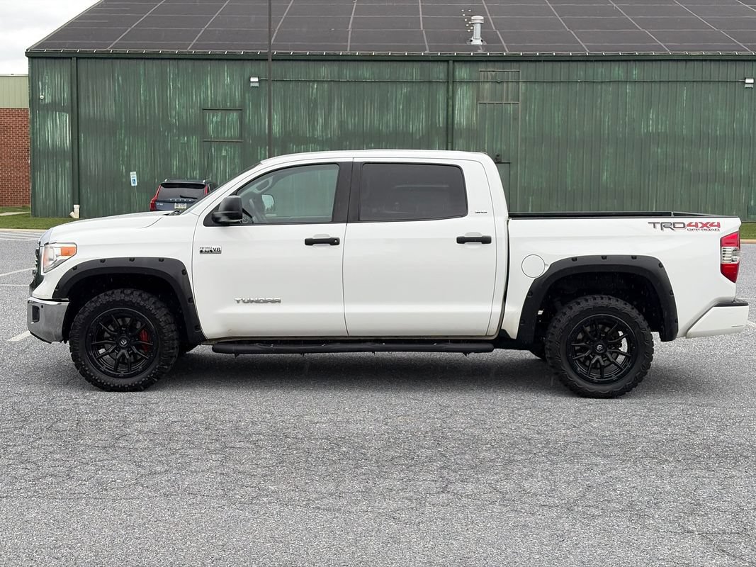 Used 2016 Toyota Tundra SR5 w/ TRD Off Road Package AWD/4WD image 5