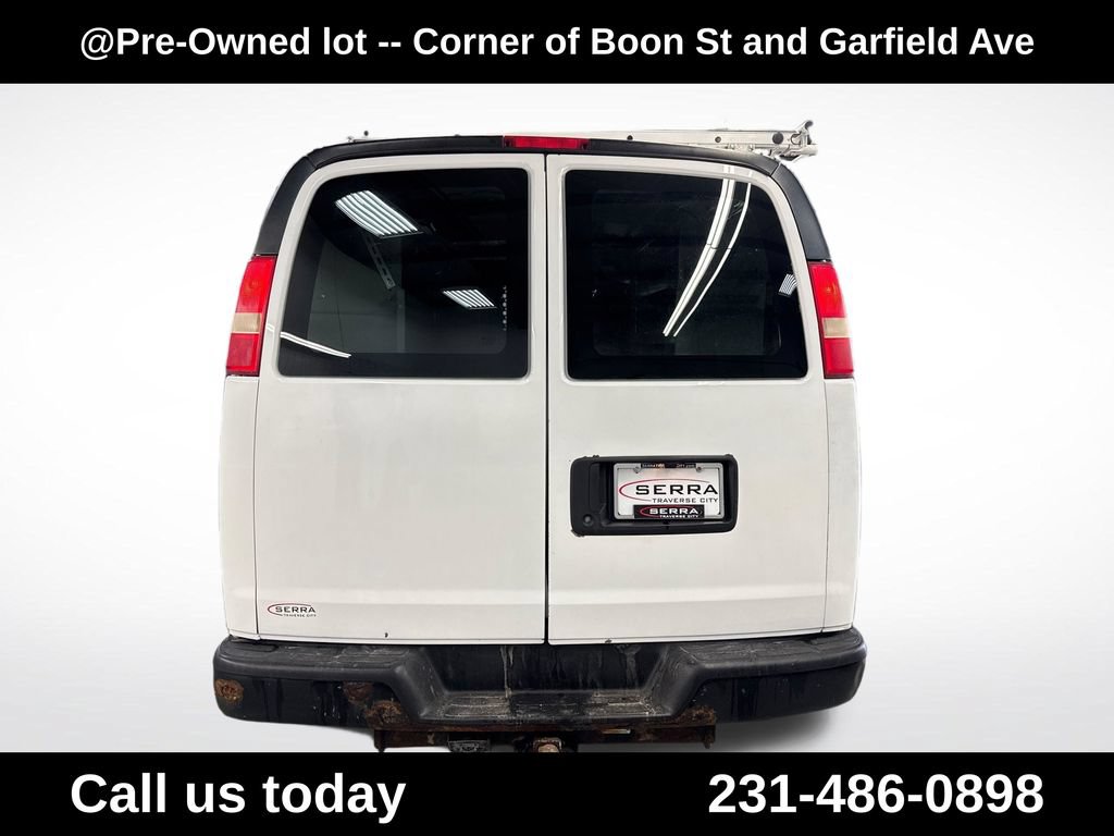 Used 2013 Chevrolet Express 2500 RWD image 4