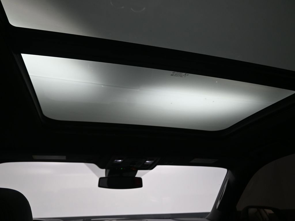 Used 2024 Chevrolet Tahoe RST w/ Luxury Package image 13