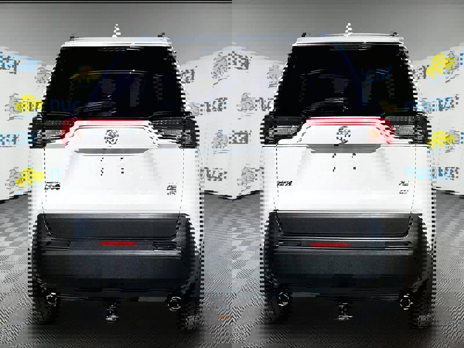 Used 2020 Toyota RAV4 XLE w/ Convenience Package image 5