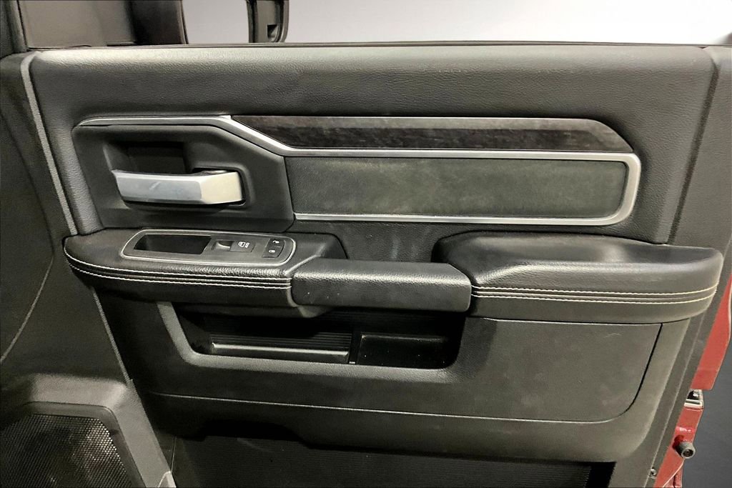 Used 2024 RAM 3500 Big Horn image 28