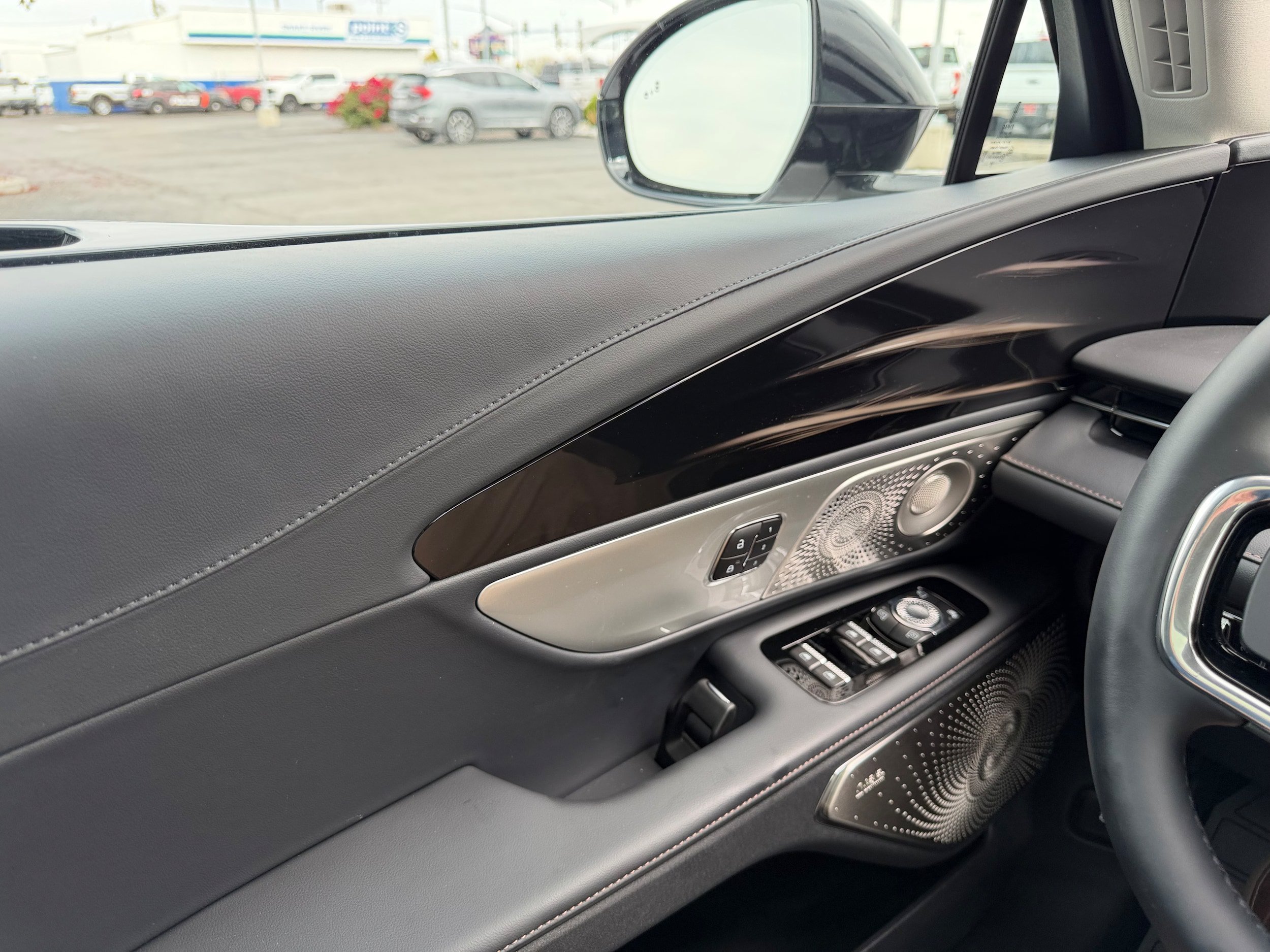 New 2026 Lincoln Nautilus Reserve AWD/4WD image 38