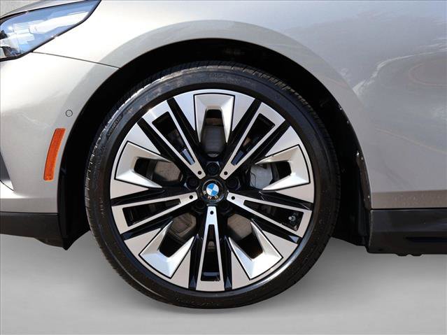 Used 2026 BMW i5 eDrive40 AWD/4WD image 29