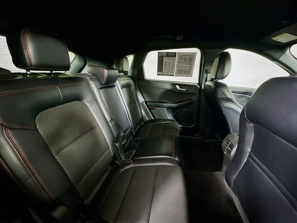 Used 2024 Ford Escape ST-Line AWD/4WD image 11