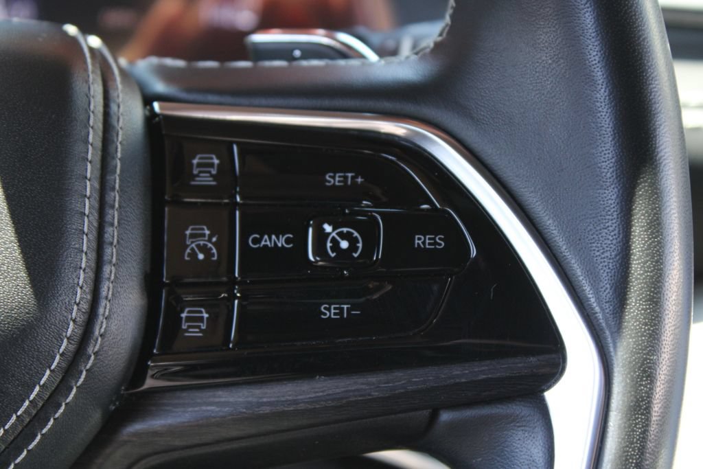 Used 2021 Jeep Grand Cherokee L Overland AWD/4WD image 29