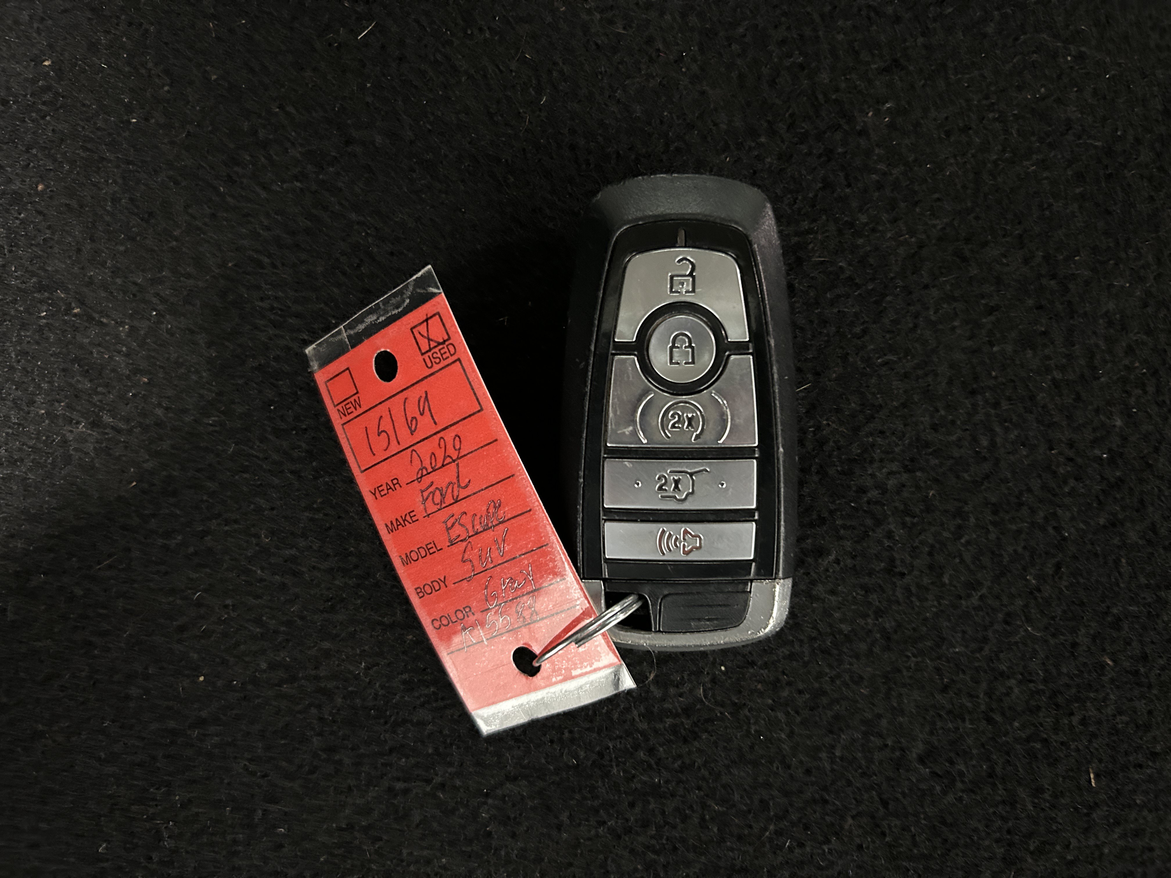Used 2020 Ford Escape Titanium AWD/4WD image 37
