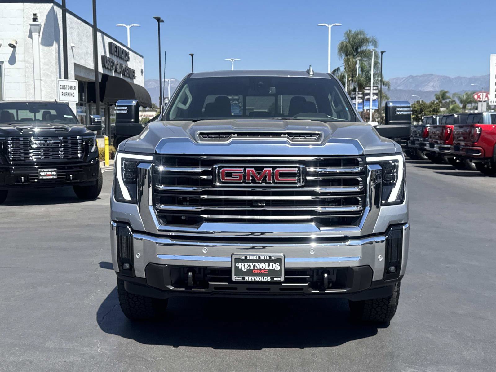 New 2026 GMC Sierra 2500 SLT w/ SLT Premium Package image 2