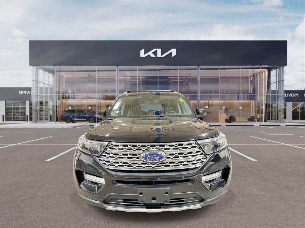 Used 2021 Ford Explorer Limited w/ Equipment Group 301A image 3