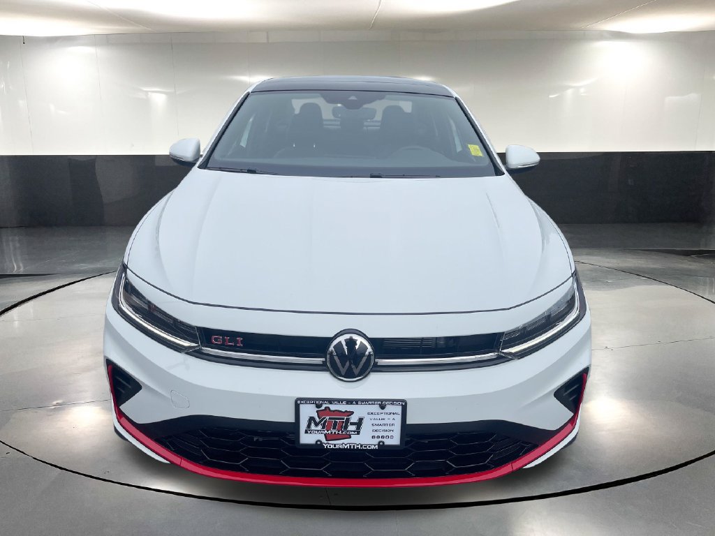 Used 2025 Volkswagen Jetta GLI Autobahn FWD image 9