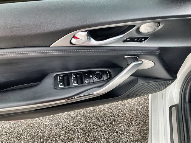 Used 2021 Kia Stinger GT1 AWD/4WD image 21