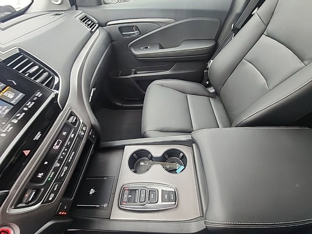 Certified 2024 Honda Ridgeline RTL image 23