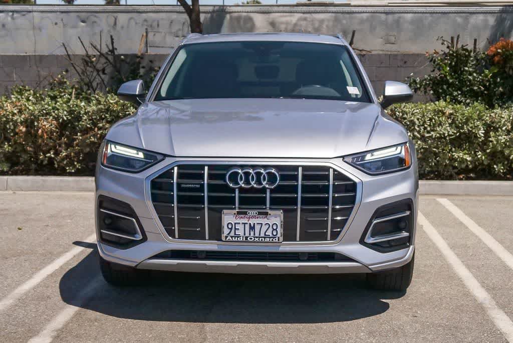 Used 2023 Audi Q5 2.0T Premium w/ Convenience Package AWD/4WD image 2