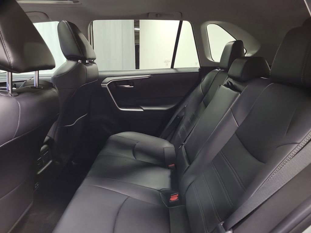 Used 2023 Toyota RAV4 XLE Premium image 21