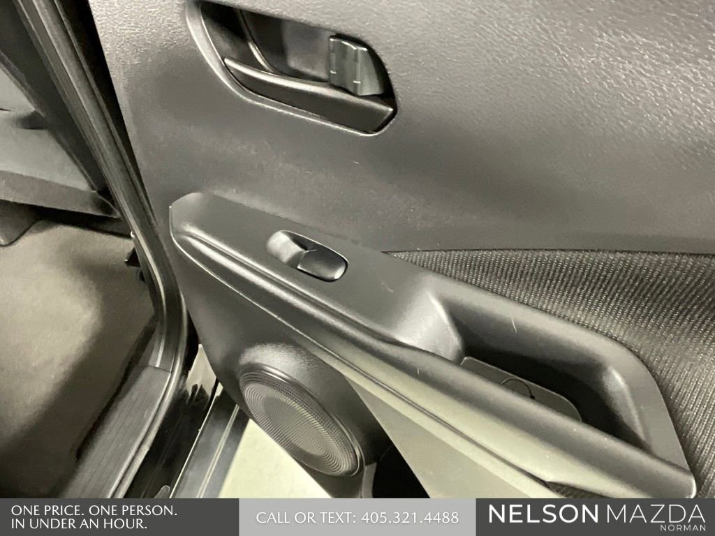 Used 2021 Nissan Kicks S image 23