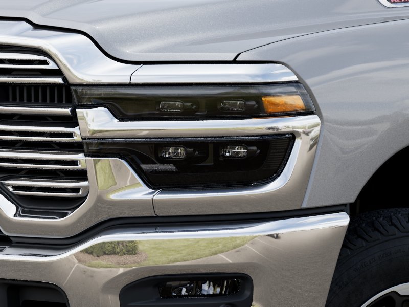 New 2026 RAM 2500 Laramie AWD/4WD image 9