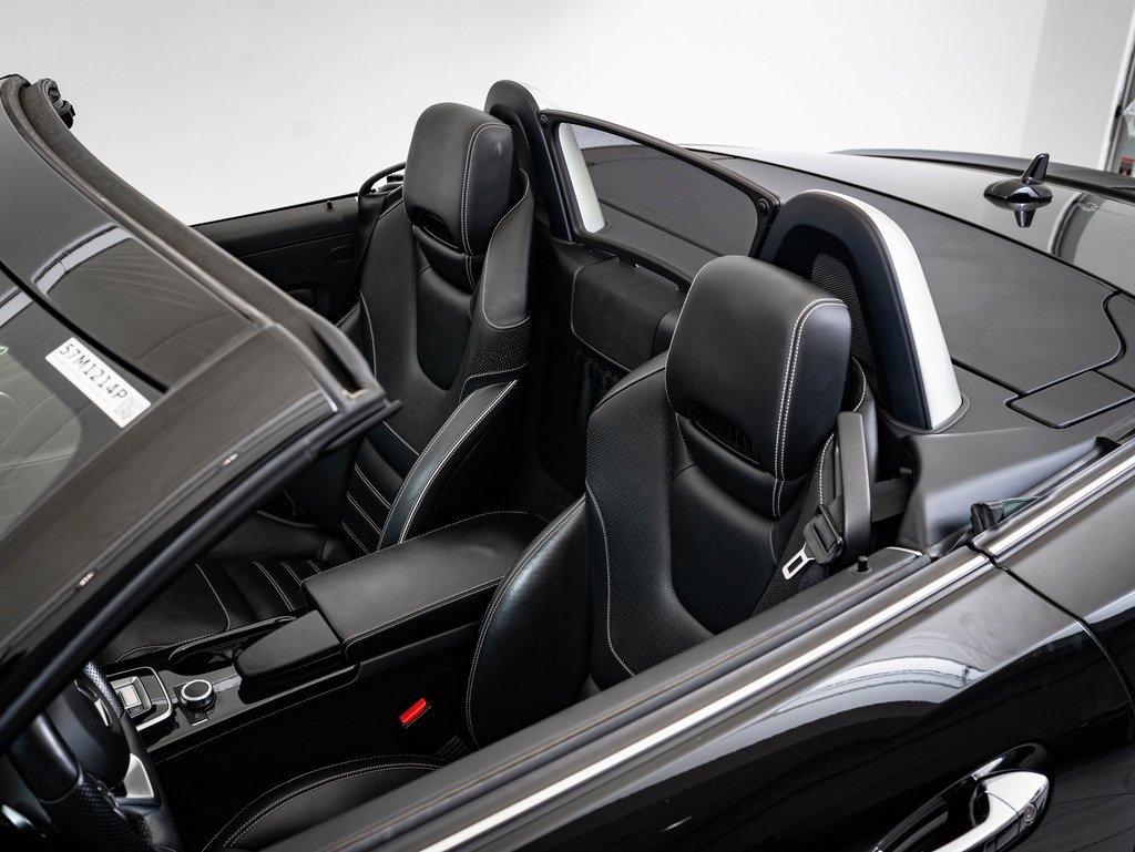 Used 2017 Mercedes-Benz SLC 43 AMG image 15