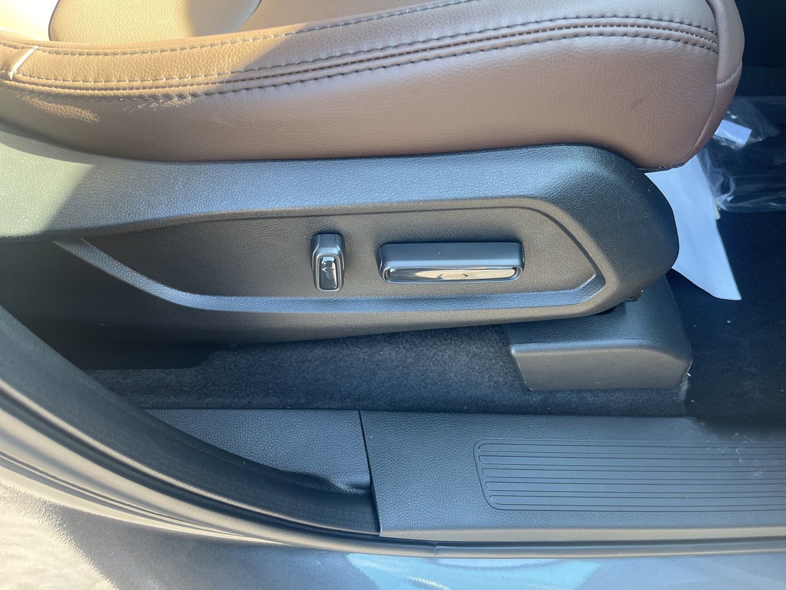 New 2026 Honda Pilot Touring image 13