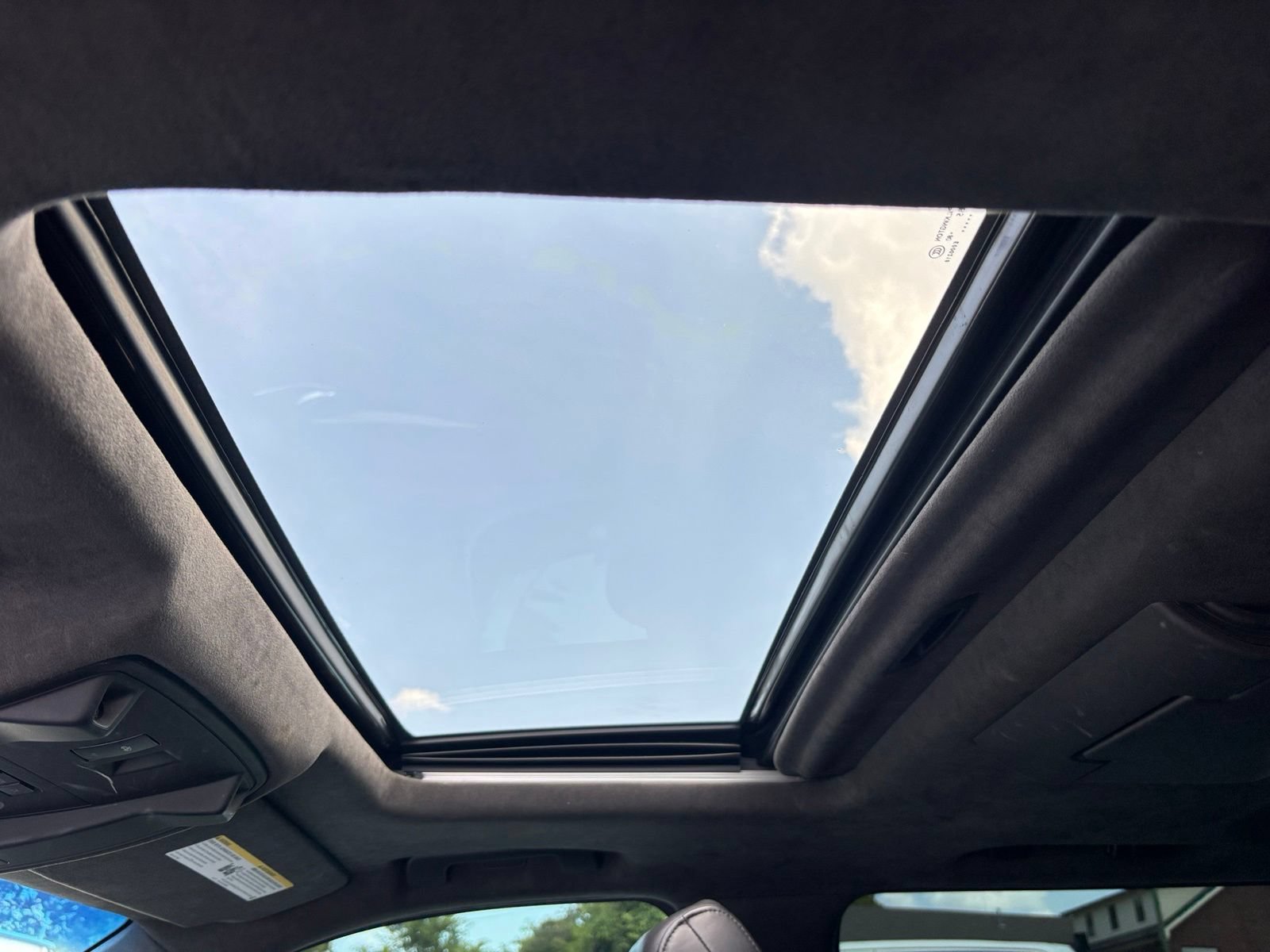 Used 2019 Cadillac Escalade ESV Platinum RWD image 7