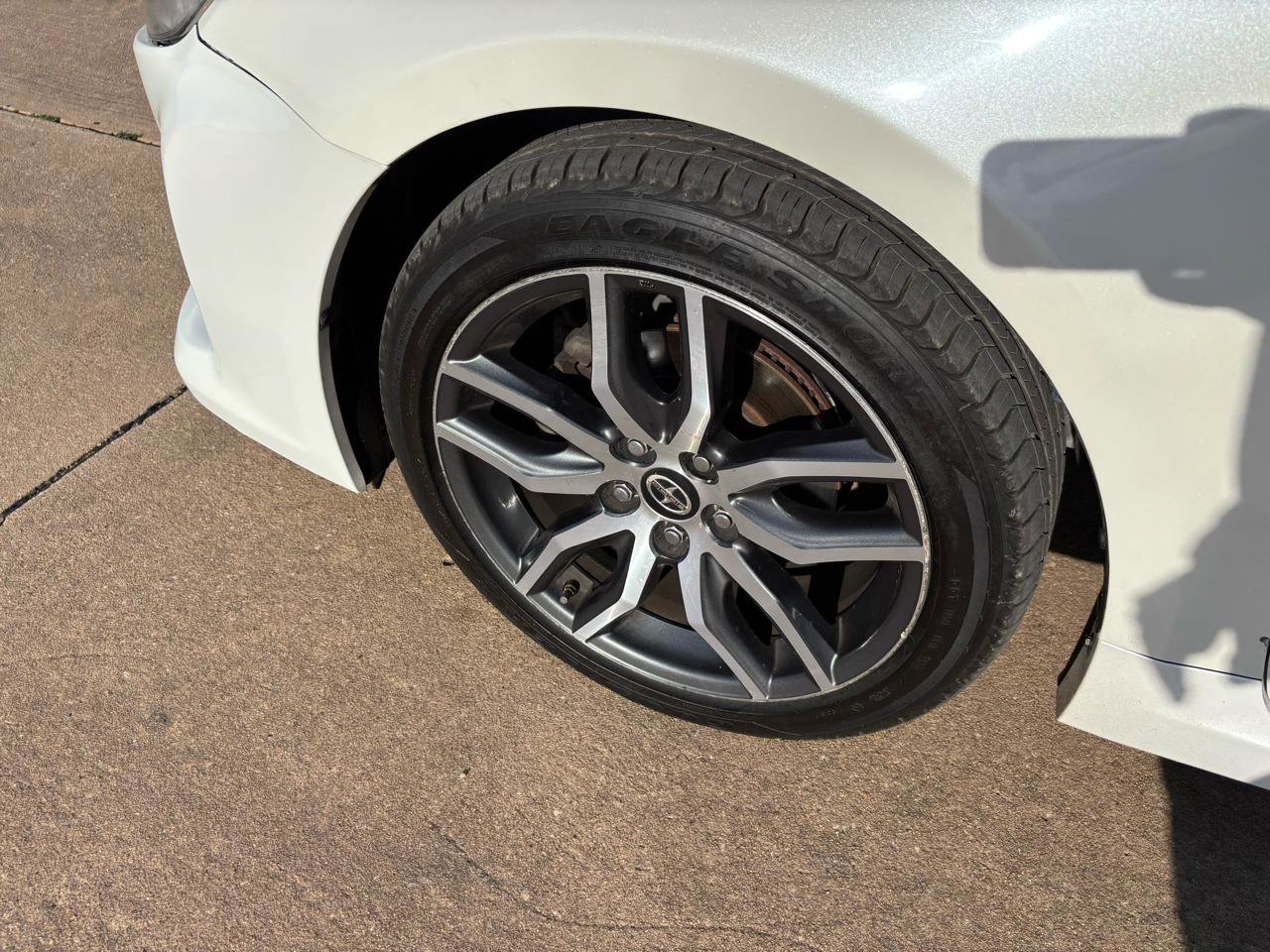 Used 2016 Scion tC FWD image 21