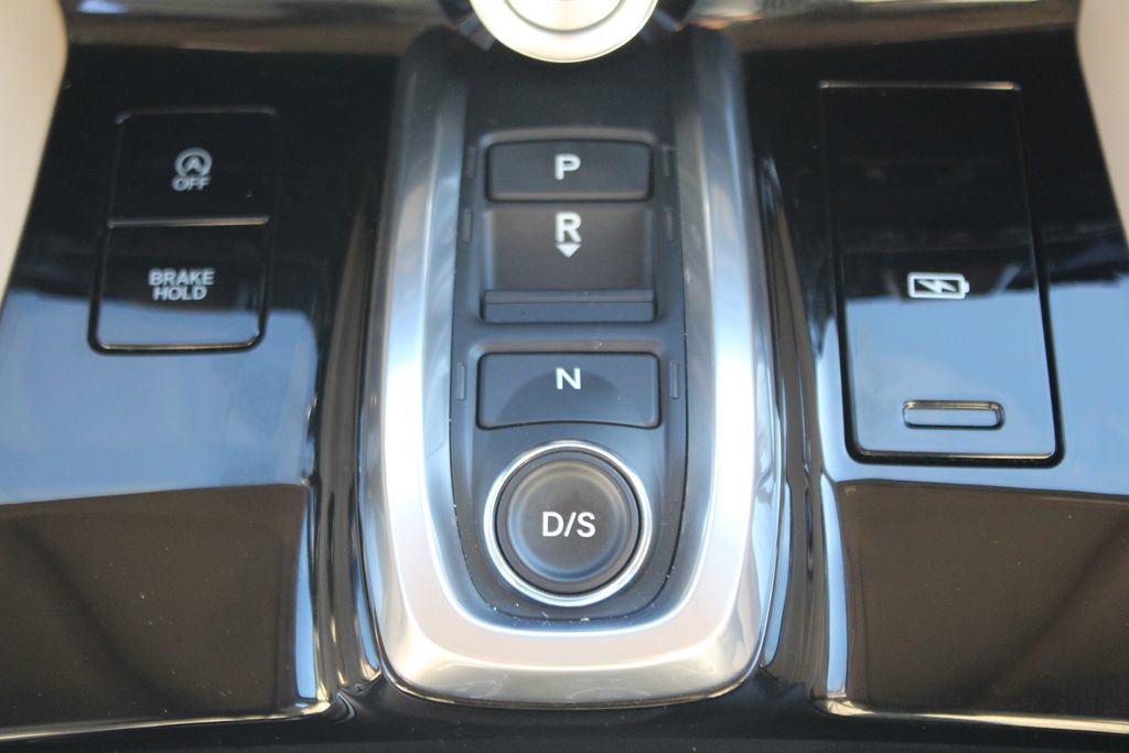 Used 2024 Acura MDX SH-AWD w/ Technology Package image 23