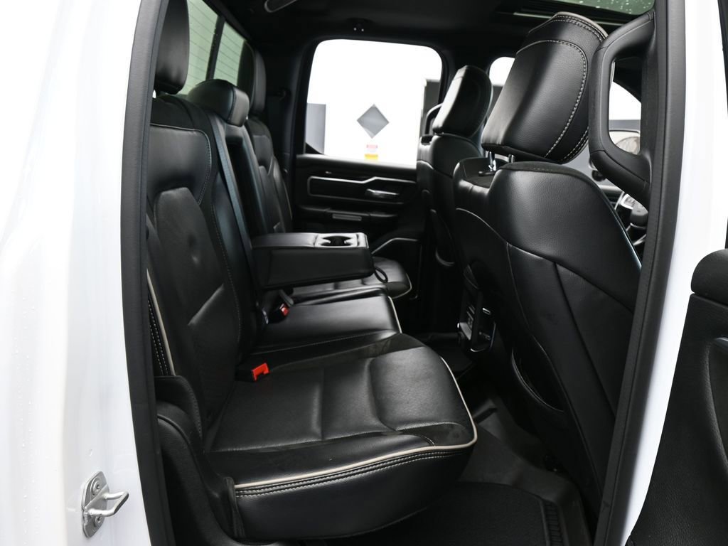 Used 2021 RAM 1500 Laramie w/ Night Edition image 45