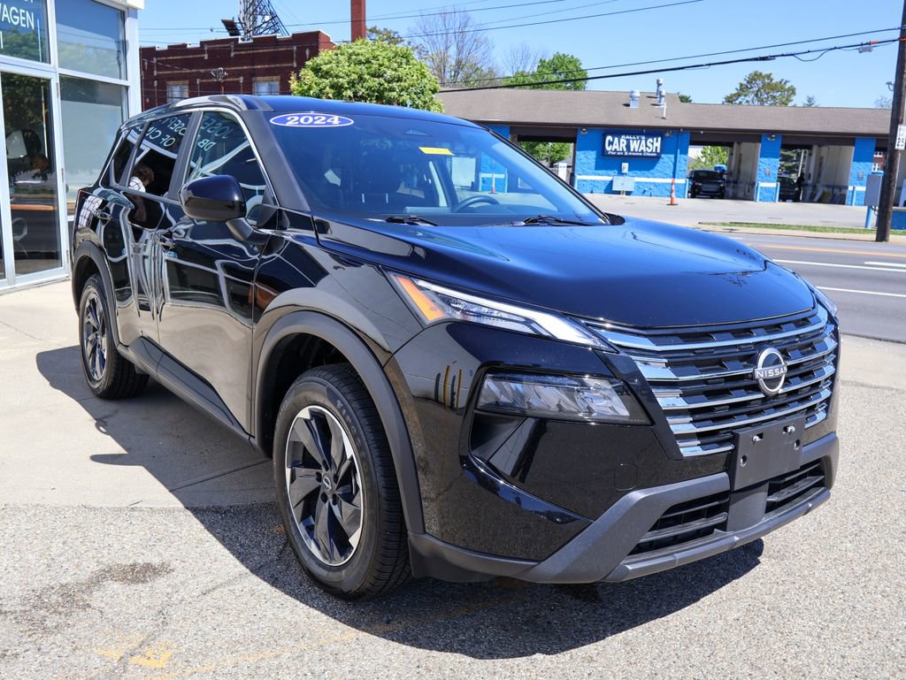 Used 2025 Nissan Rogue SV image 7