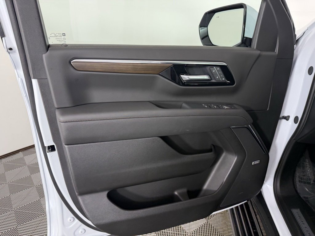 New 2026 Chevrolet Tahoe High Country image 15