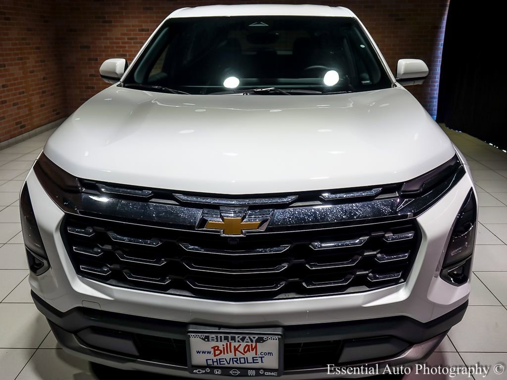 New 2026 Chevrolet Equinox LT w/ Safety and Technology Package FWD image 5