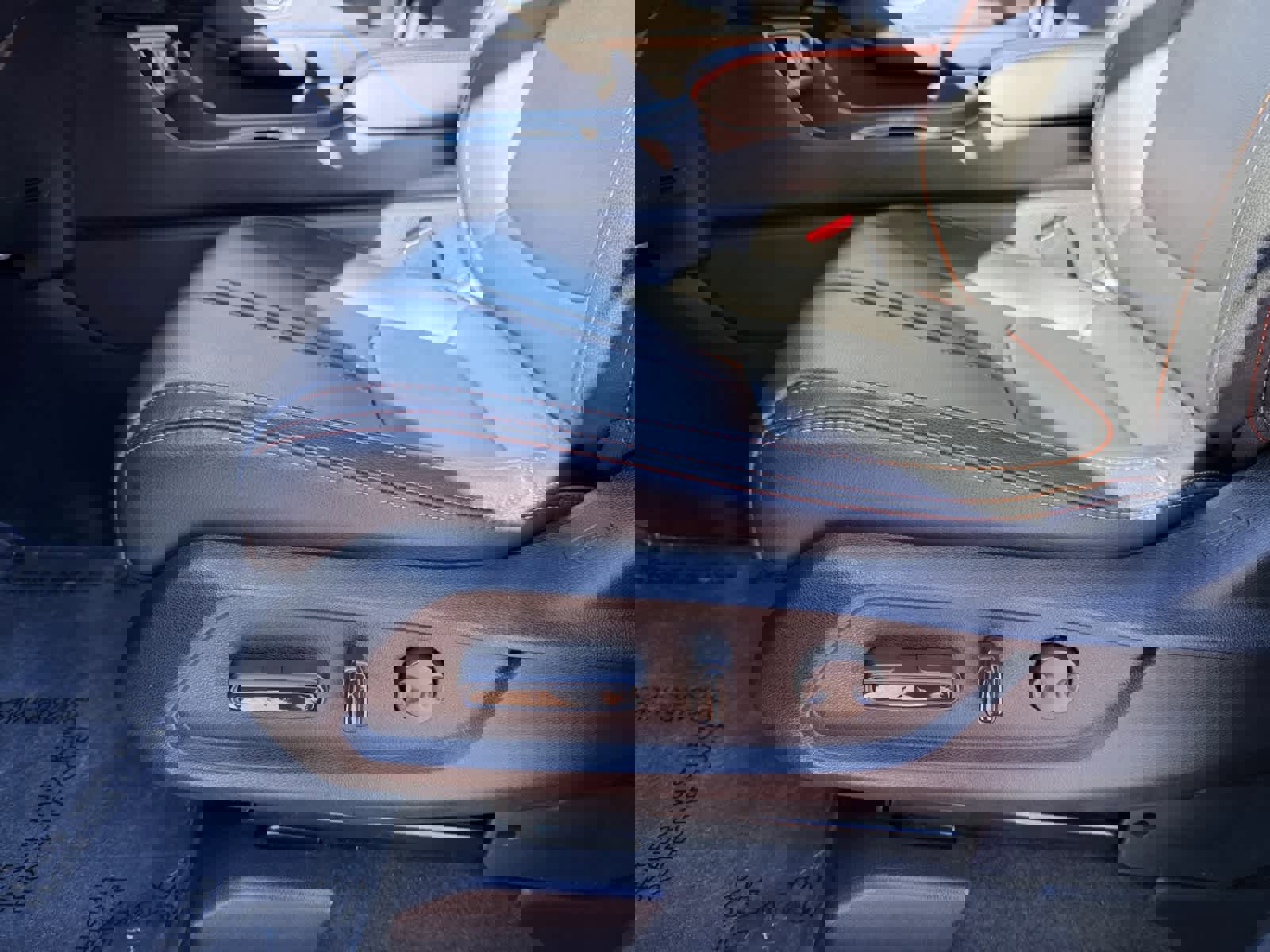 Used 2025 Honda Pilot TrailSport image 26