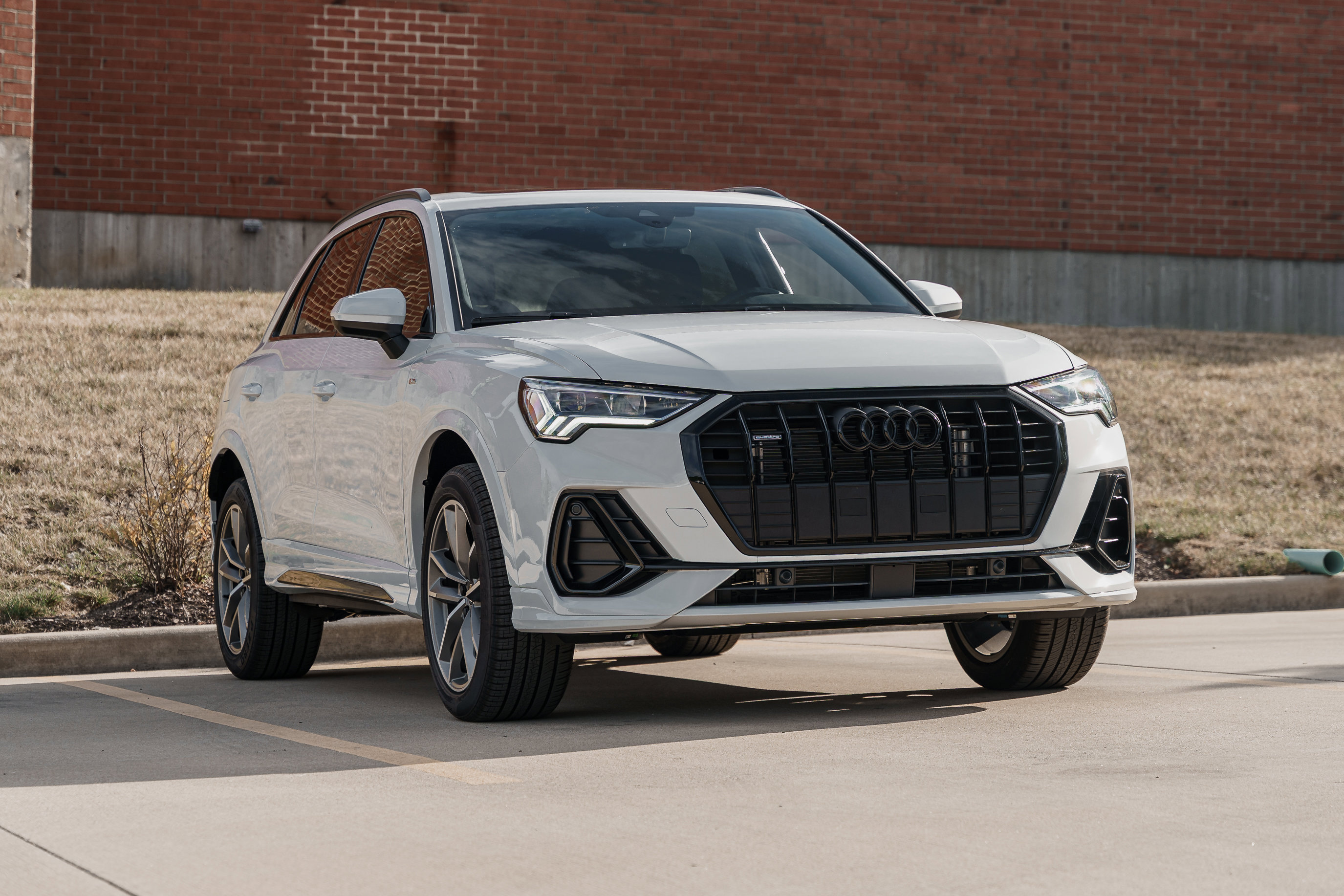 New 2025 Audi Q3 2.0T Premium