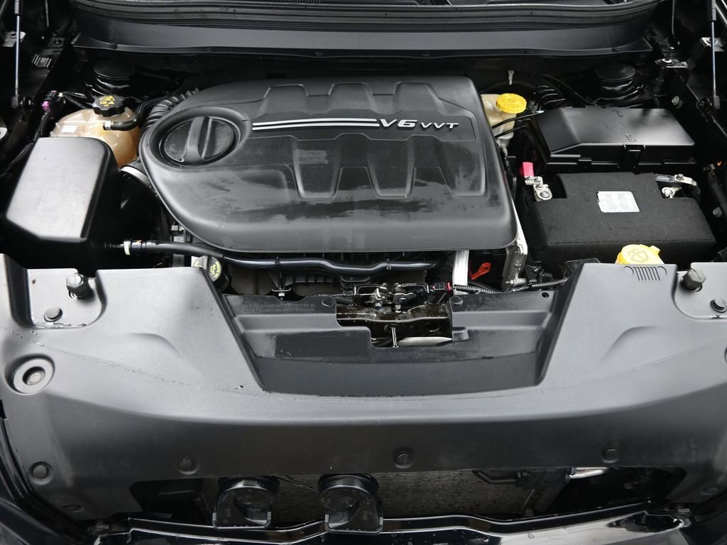 Used 2017 Jeep Cherokee Altitude image 22