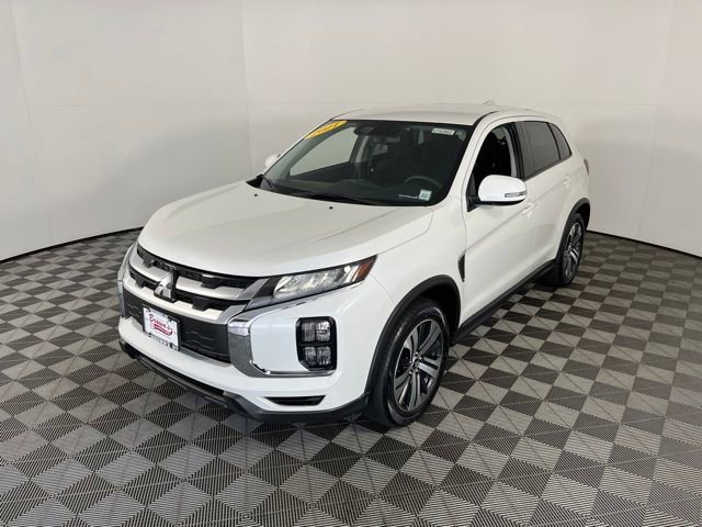 Used 2021 Mitsubishi Outlander Sport SE AWD/4WD image 3