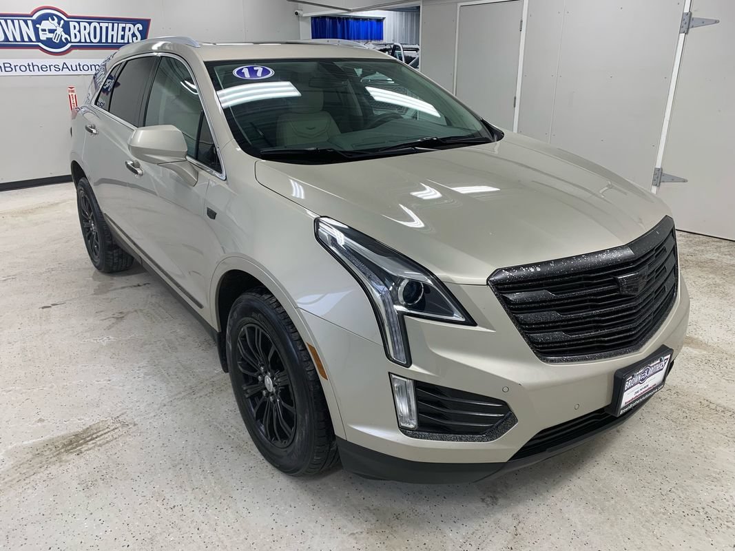 Used 2017 Cadillac XT5 Luxury AWD/4WD image 12