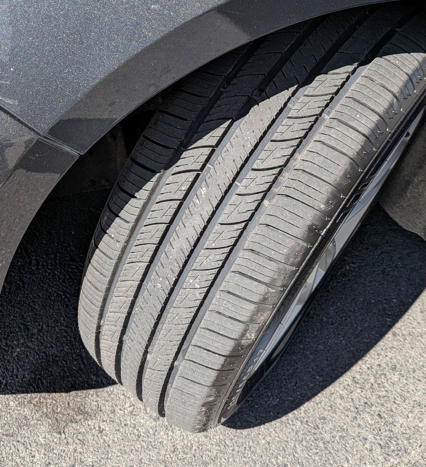 Used 2018 Chevrolet Malibu LT FWD image 12