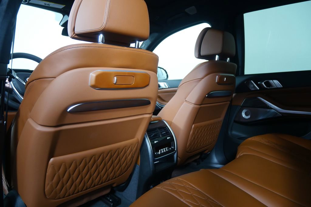 New 2026 BMW ALPINA XB7 image 20