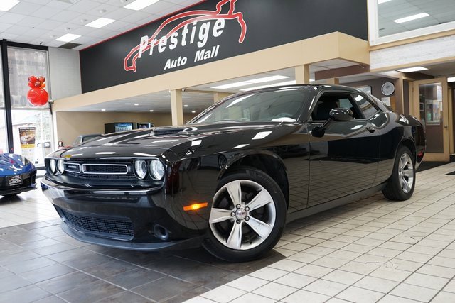 Used 2019 Dodge Challenger SXT image 19