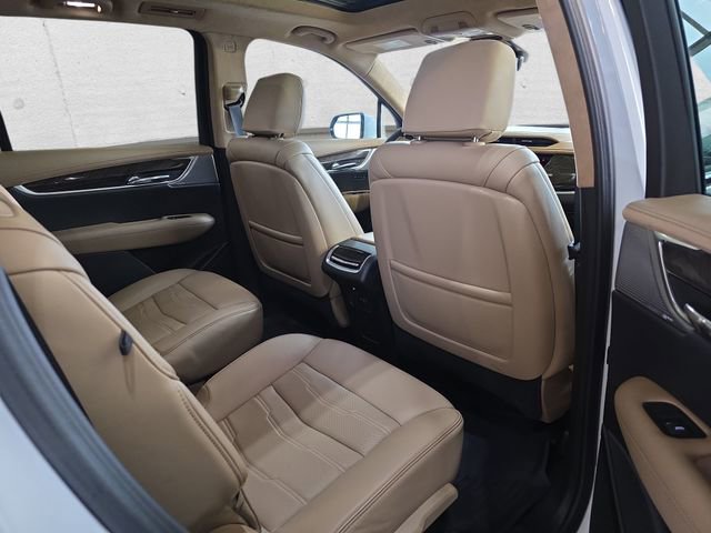 Certified 2024 Cadillac XT6 Sport w/ Platinum Package image 11