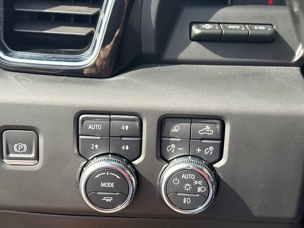 Used 2024 GMC Sierra 2500 Denali w/ Denali Reserve Package image 21