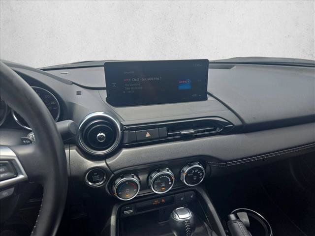 Used 2025 MAZDA MX-5 Miata RF Grand Touring RWD image 13