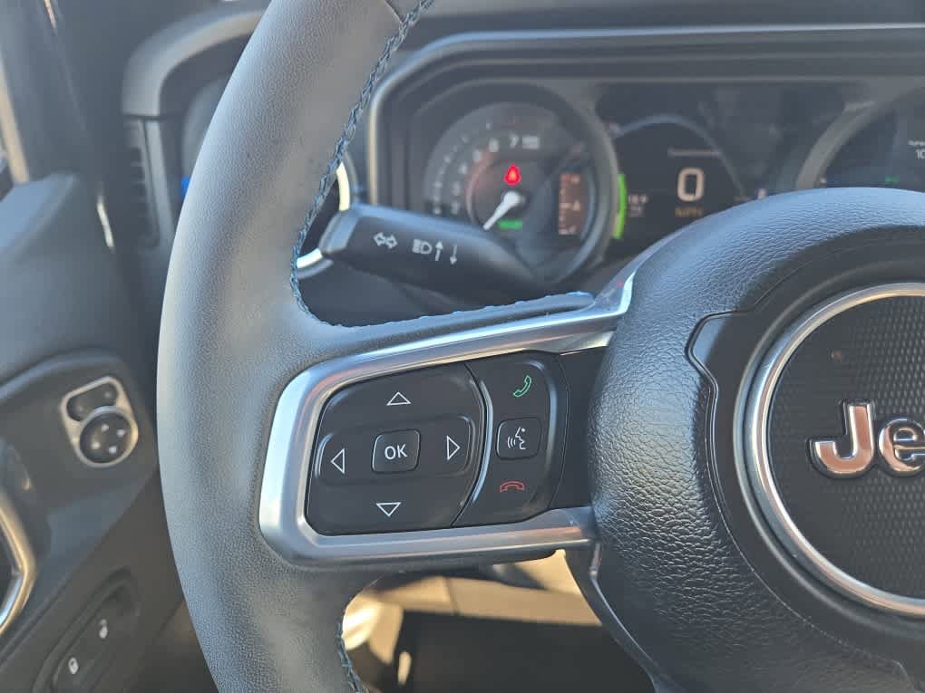 Used 2024 Jeep Wrangler High Altitude AWD/4WD image 22