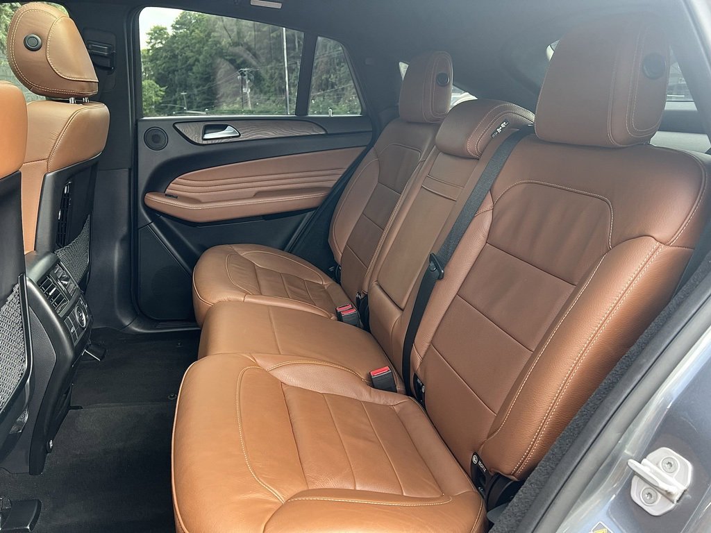 Used 2017 Mercedes-Benz GLE 43 AMG 4MATIC Coupe w/ Parking Assist Package image 28